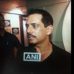 Vadra loses cool, snaps at reporter