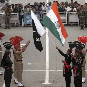 BSF, Pakistan Rangers hold meeting for peace at border area