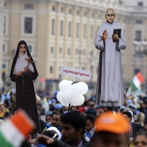 Pope confers sainthood on father and nun from Kerala