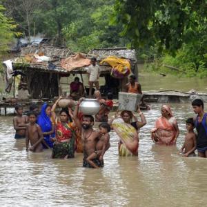Left without food, Bihar's flood victims loot food grains from state godown