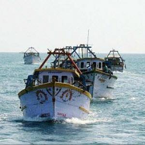Sri Lankan Navy arrests 53 Indian fishermen