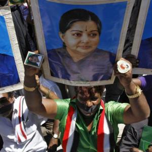 Amma supporters hold demonstrations across Tamil Nadu