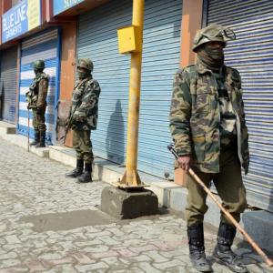1 dead, 2 hurt as Kashmir protests turn violent