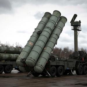 India, Russia to sign deal for S-400 anti-missile defence systems at BRICS