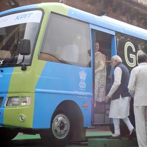 MPs now have an electric bus to take them to Parliament