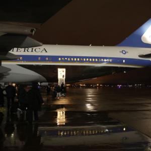 US President Barack Obama leaves for India