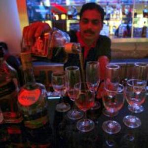 Kerala CM to write to Modi against AG representing bar owners in SC