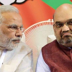 Letter bomb hits BJP; party veteran says scams have made heads bow in shame