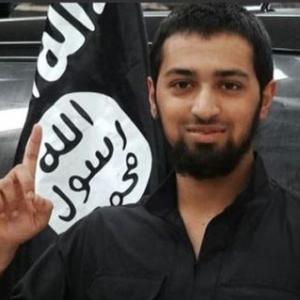 17-yr-old Islamic State recruit is 'UK's youngest suicide bomber'