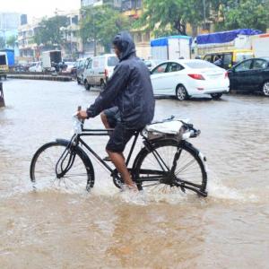 Heavy rains leave Mumbai crawling yet again