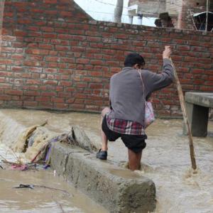 FLOOD ALERT: Homes destroyed, roads blocked in Kashmir