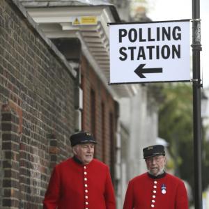 Tories, Labour fight it out in UK's knife-edge polls