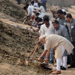 Modi@1: Life in VIP constituencies of Amethi, Rae Bareli, Varanasi