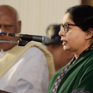Jayalalithaa sworn in as Tamil Nadu chief minister for fifth time