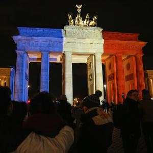#Pray for Paris: The world extends its support