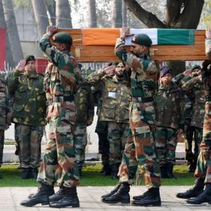 Nation pays homage to Col Mahadik who died fighting terrorists in Kashmir