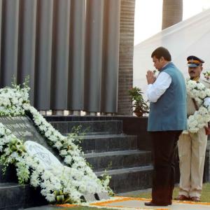PHOTOS: Seven years on, Mumbai honours its 26/11 heroes