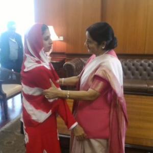 Swaraj writes to Bihar CM for help to find Geeta's parents