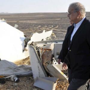 Russian plane with 224 on board crashes in Egypt, ISIS claims responsibility