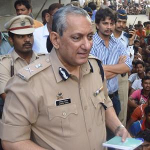 Mumbai top cop Rakesh Maria shunted out, but will supervise Sheena probe