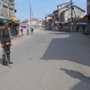 Fresh protests in Handwara as restrictions lifted briefly
