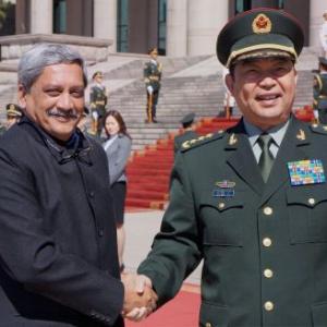 China, India move step closer to set up military hotline