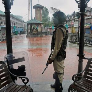 Where is the news on Kashmir, asks NRI girl in open letter to PM