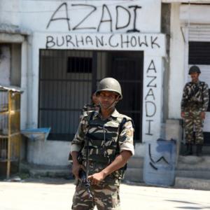 Curfew continues in Kashmir for 29th day