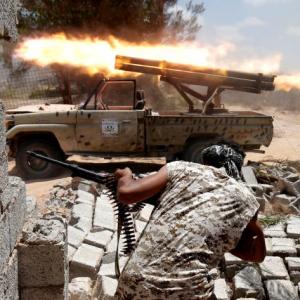 Libya pro-government forces seize IS headquarters in Sirte