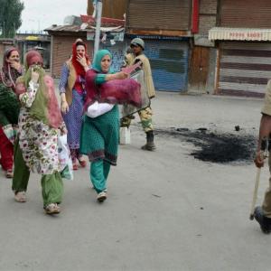 Curfew relaxed in Kashmir ending 51-day lockdown