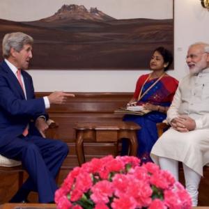 John Kerry meets PM Narendra Modi; extends India visit