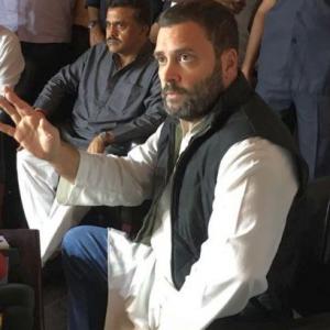 RBI is changing rules like PM changes his clothes: Rahul Gandhi