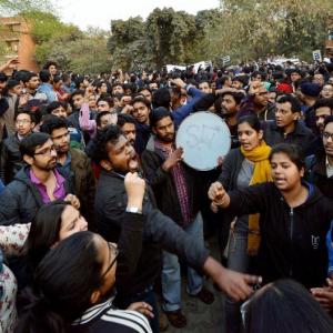 JNU students boycott classes, demand union president's release