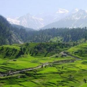 Is Pak raising constitutional status of Gilgit-Baltistan?