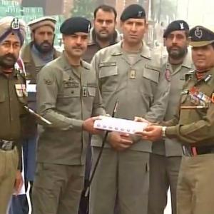 BSF-Pak Rangers exchange sweets on 67th Republic Day