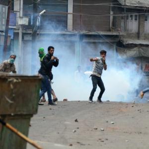 Why civilians confront the army in Kashmir