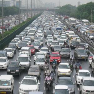 After showers, Delhi ends up in a gridlock