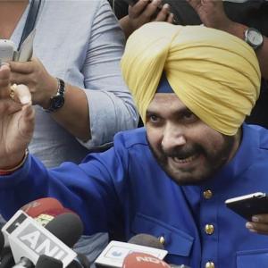 Navjot Singh Sidhu dumps AAP, floats new party in Punjab