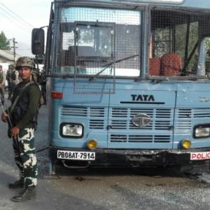 Pampore attack leads CRPF to shift MPVs from Naxal grid to Kashmir