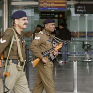 Jawan arrested with 2 grenades at Srinagar airport