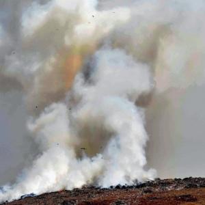 Fire raging at Mumbai's Deonar dumping ground for day 4