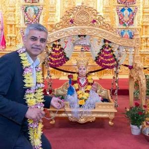 London mayor Sadiq Khan's Hindu temple visit a hit online