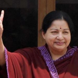 'No words to thank Tamil people': Jayalalithaa on second straight win