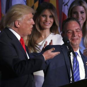 Trump names Priebus, Bannon to key White House roles