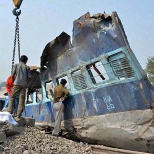 Kanpur train tragedy: Man escapes death as he swapped seats