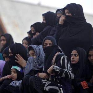 Constitution bench to decide petitions on triple talaq: SC