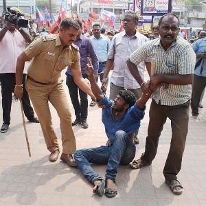 Cauvery issue: Rail roko protests rock Tamil Nadu