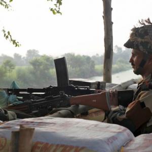 4 Pakistani posts along LoC destroyed in massive fire assault: Indian Army