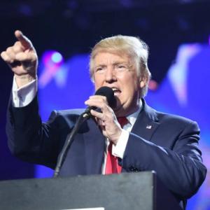 Trump meets with top journos; calls them 'deceitful liars'