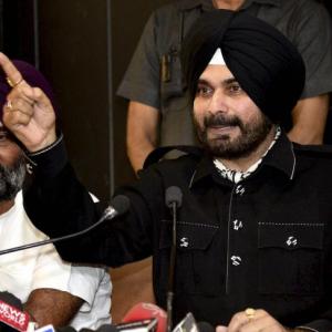 Can relate more with Pakistan than South India: Sidhu